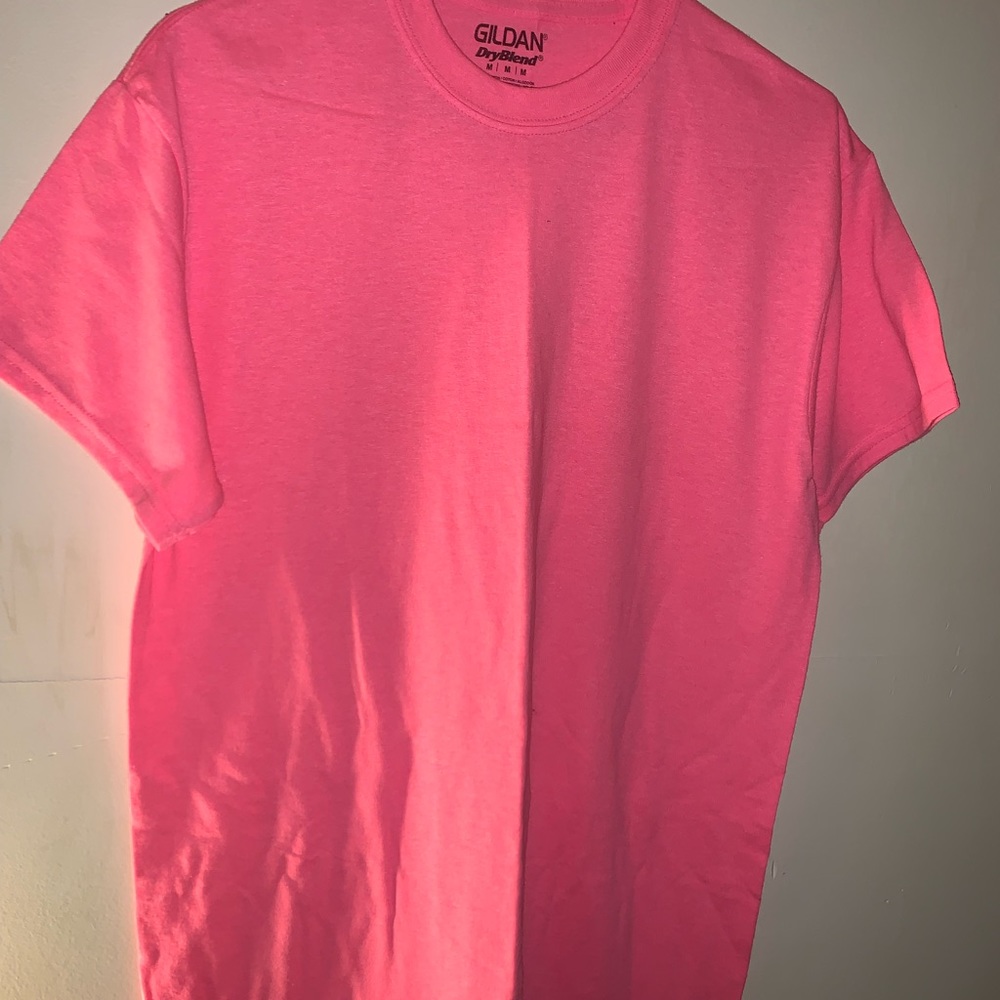 Hot Pink Gildan Women’s Tee Shirt
